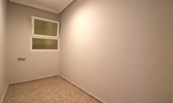 Resale - Apartment - Torrevieja - Torre La Mata