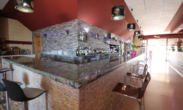 Reventa - Local Comercial - Ciudad Quesada - Ciudad Quesada - Town