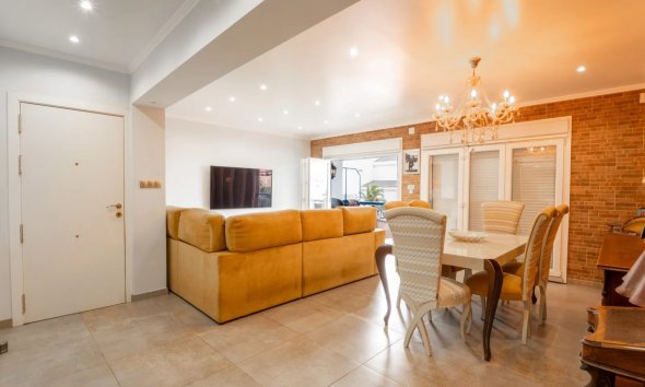Resale - Apartment - Torrevieja - Playa Del Cura