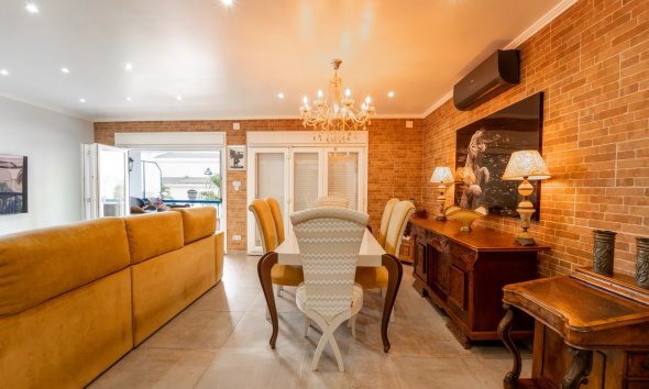 Resale - Apartment - Torrevieja - Playa Del Cura