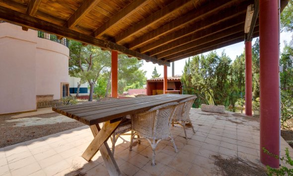 Resale - Villa - San Miguel de Salinas - Ciudad de las comunicaciones