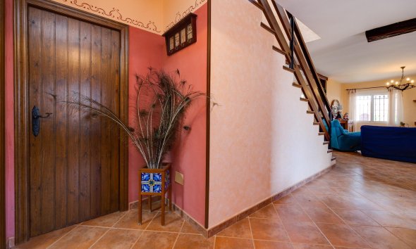Resale - Villa - San Miguel de Salinas - Ciudad de las comunicaciones