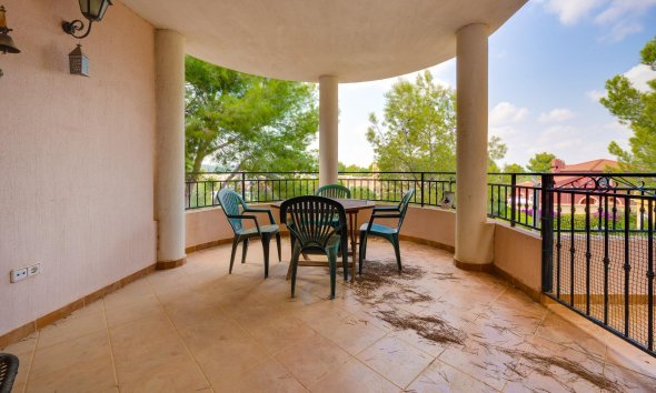 Resale - Villa - San Miguel de Salinas - Ciudad de las comunicaciones