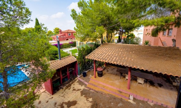 Resale - Villa - San Miguel de Salinas - Ciudad de las comunicaciones