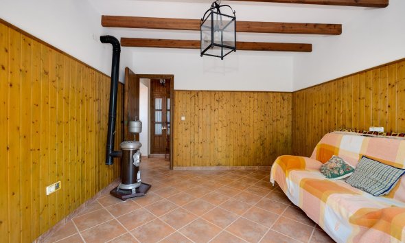 Resale - Villa - San Miguel de Salinas - Ciudad de las comunicaciones