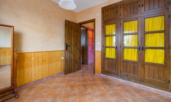 Resale - Villa - San Miguel de Salinas - Ciudad de las comunicaciones