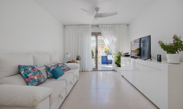 Resale - Apartment - Torrevieja - Playa de los Locos
