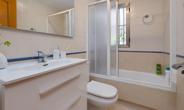 Resale - Apartment - Torrevieja - Playa de los Locos