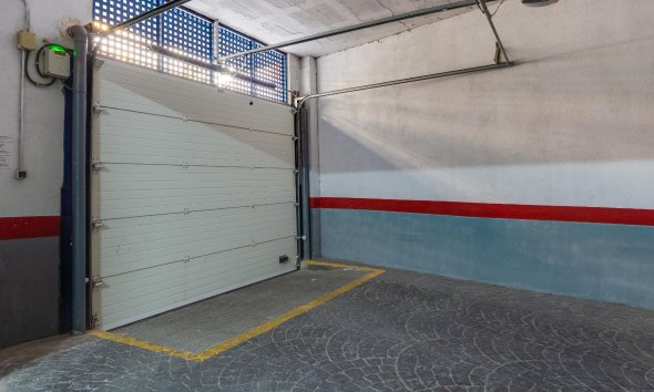 Resale - Apartment - Torrevieja - Playa de los Locos