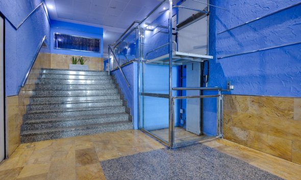 Resale - Apartment - Torrevieja - Playa de los Locos