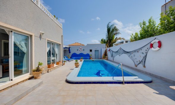 Reventa - Villa - Orihuela Costa - La Regia