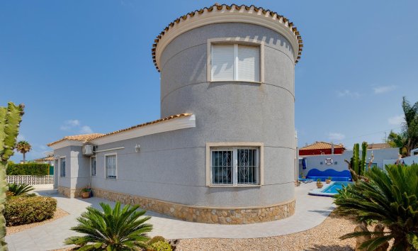 Reventa - Villa - Orihuela Costa - La Regia