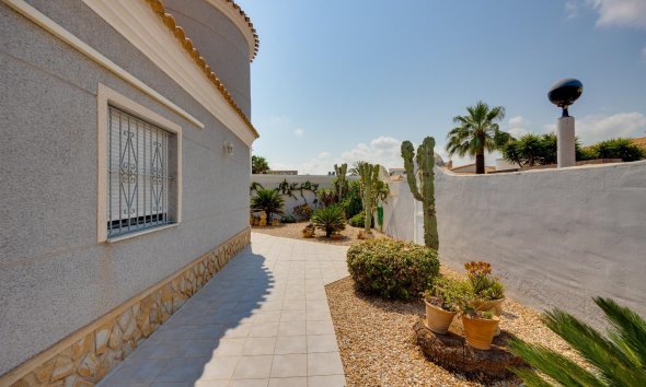 Reventa - Villa - Orihuela Costa - La Regia