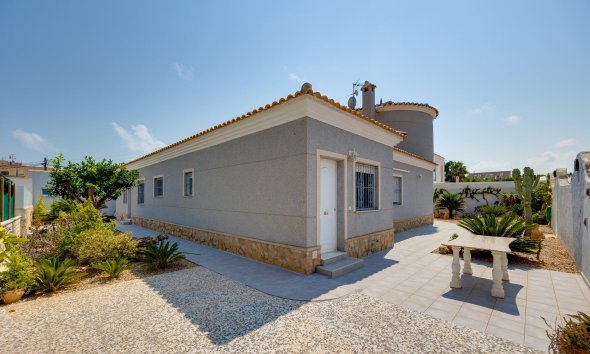 Reventa - Villa - Orihuela Costa - La Regia