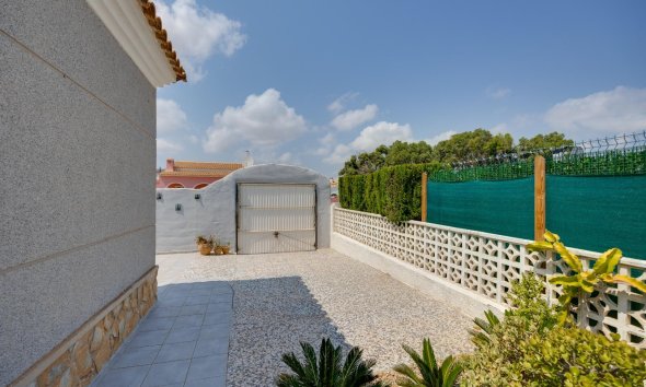 Reventa - Villa - Orihuela Costa - La Regia