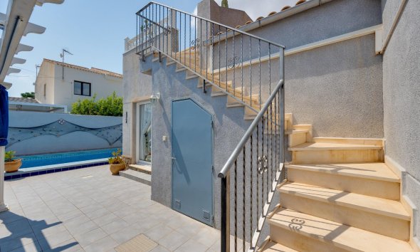 Reventa - Villa - Orihuela Costa - La Regia