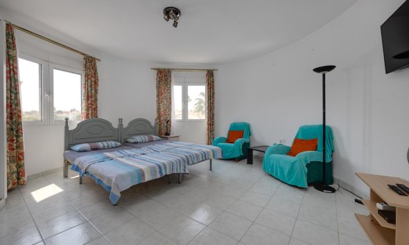 Reventa - Villa - Orihuela Costa - La Regia