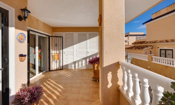 Resale - Bungalow - Orihuela Costa - Los Dolses