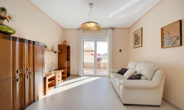 Resale - Bungalow - Orihuela Costa - Los Dolses