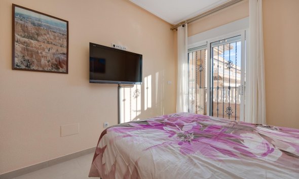 Resale - Bungalow - Orihuela Costa - Los Dolses