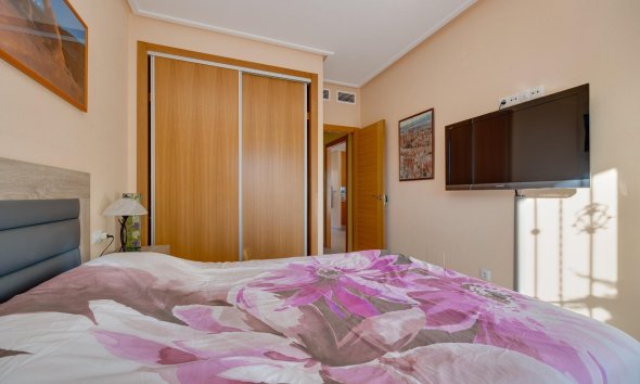Resale - Bungalow - Orihuela Costa - Los Dolses