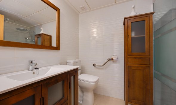 Resale - Bungalow - Orihuela Costa - Los Dolses