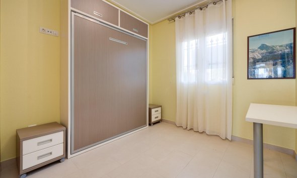 Resale - Bungalow - Orihuela Costa - Los Dolses