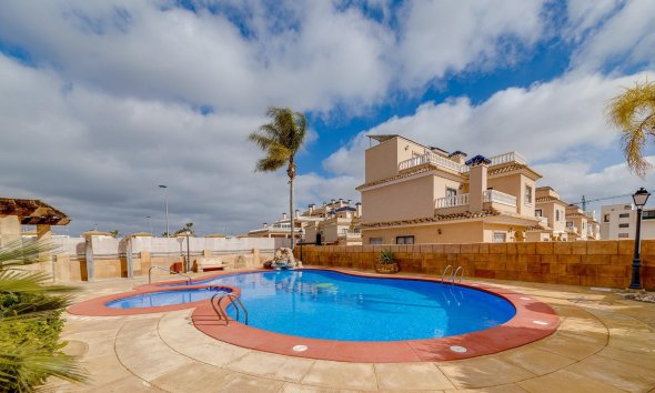 Resale - Bungalow - Orihuela Costa - Los Dolses