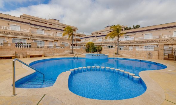 Resale - Bungalow - Orihuela Costa - Los Dolses