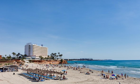 Resale - Bungalow - Orihuela Costa - Los Dolses