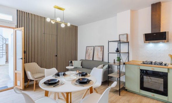 Resale - Bungalow - Torrevieja - Centro - Muelle Pesquero
