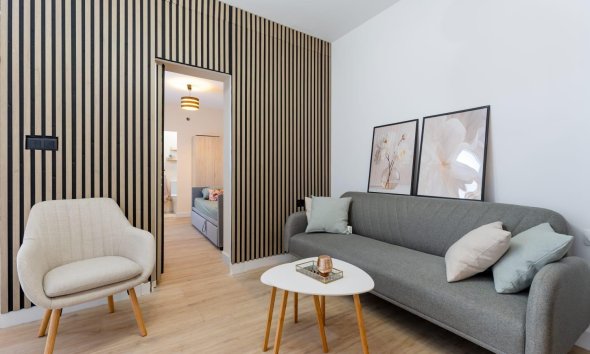 Resale - Bungalow - Torrevieja - Centro - Muelle Pesquero