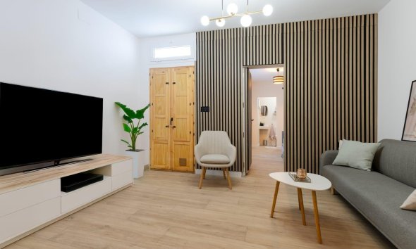Resale - Bungalow - Torrevieja - Centro - Muelle Pesquero