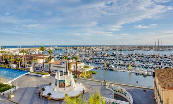Resale - Bungalow - Torrevieja - Centro - Muelle Pesquero