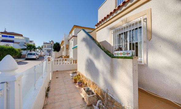 Resale - Terraced house / Townhouse - Orihuela Costa - Los Dolses