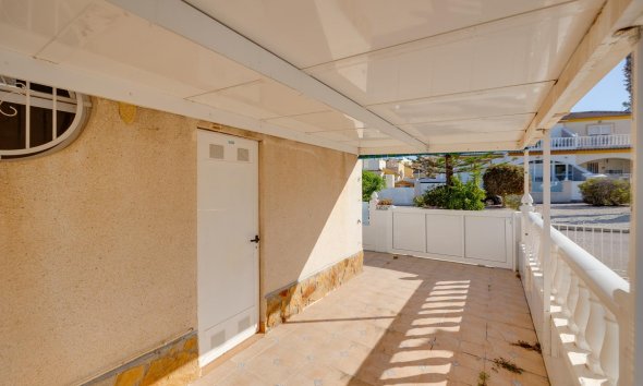 Resale - Terraced house / Townhouse - Orihuela Costa - Los Dolses