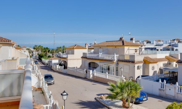 Resale - Terraced house / Townhouse - Orihuela Costa - Los Dolses