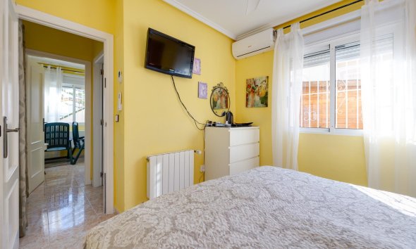 Resale - Terraced house / Townhouse - Orihuela Costa - Los Dolses