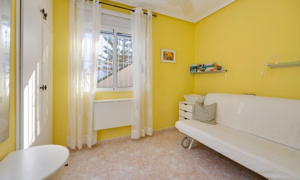Resale - Terraced house / Townhouse - Orihuela Costa - Los Dolses