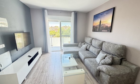 Resale - Villa - Orihuela Costa - Villamartín