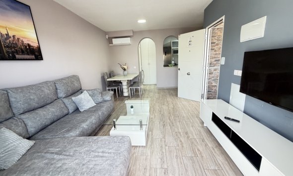 Resale - Villa - Orihuela Costa - Villamartín