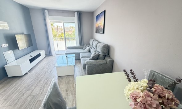 Resale - Villa - Orihuela Costa - Villamartín