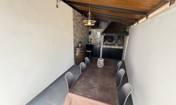 Resale - Villa - Orihuela Costa - Villamartín