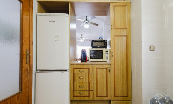 Resale - Apartment - Torrevieja - Playa del Acequión