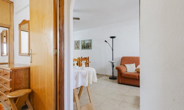 Resale - Apartment - Torrevieja - Playa del Acequión