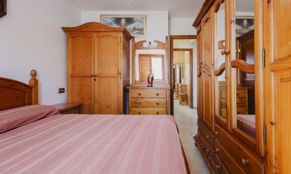 Resale - Apartment - Torrevieja - Playa del Acequión