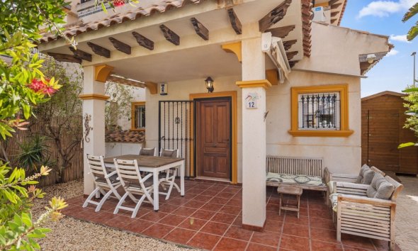 Resale - Villa - Orihuela Costa - La Regia