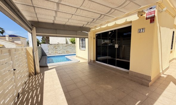 Resale - Villa - Orihuela Costa - Las Ramblas