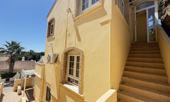 Resale - Villa - Orihuela Costa - Las Ramblas
