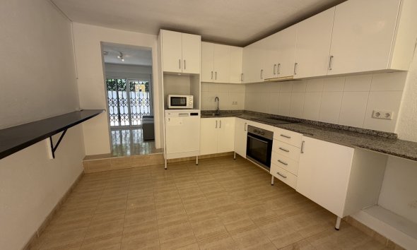 Resale - Villa - Orihuela Costa - Las Ramblas